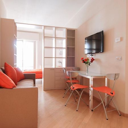 Ur-Nest Piazza Maggiore Bologna Bagian luar foto