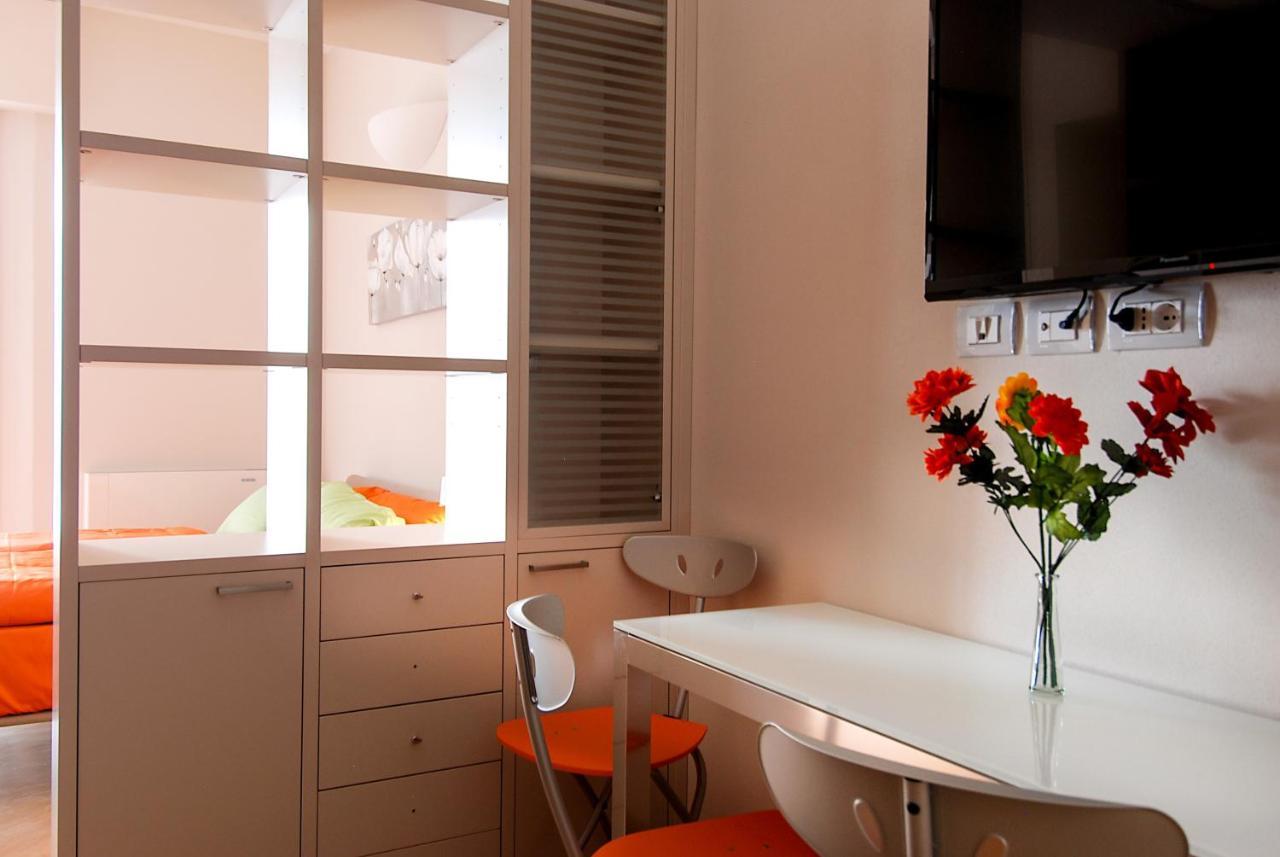 Ur-Nest Piazza Maggiore Bologna Bagian luar foto