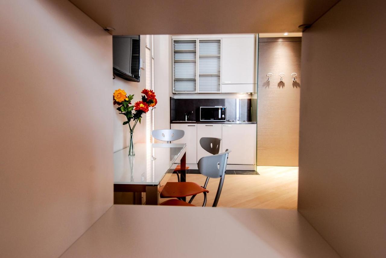 Ur-Nest Piazza Maggiore Bologna Bagian luar foto
